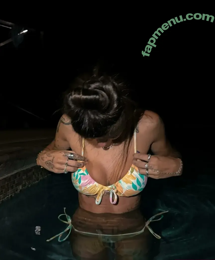 Kendlebutterworth nude photo #0003 (Kendlebutterworth)