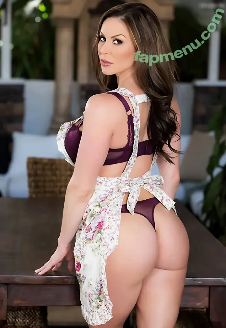 Kendra Lust nude photo #0233 (KendraLust / kendra_lust)