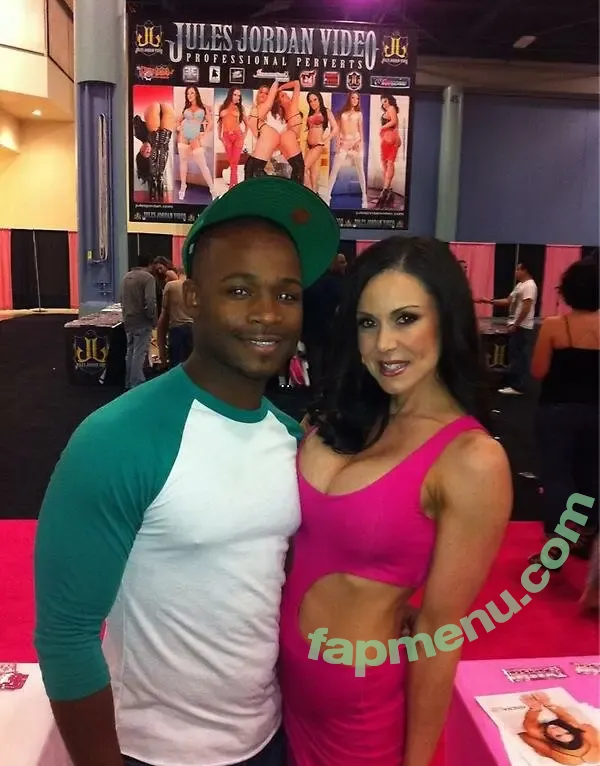 Kendra Lust nude photo #0578 (KendraLust)