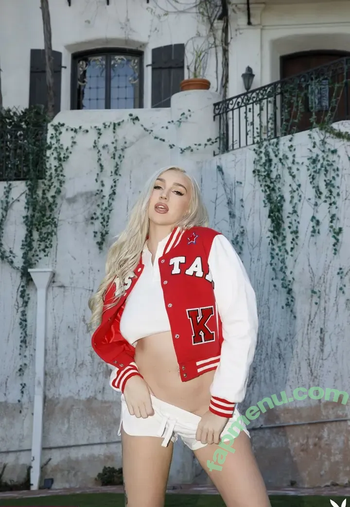 Kendra Sunderland nude photo #1976 (kslibrarygirl / therealkendrasunderland)