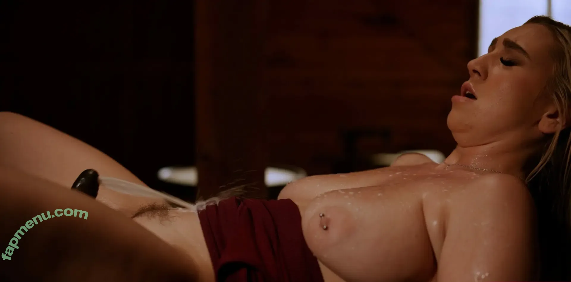 Kendra Sunderland nude photo #2062 (kslibrarygirl / therealkendrasunderland)