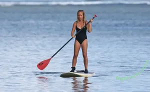 Kendra Wilkinson / KendraWilkinson nude photo #0231