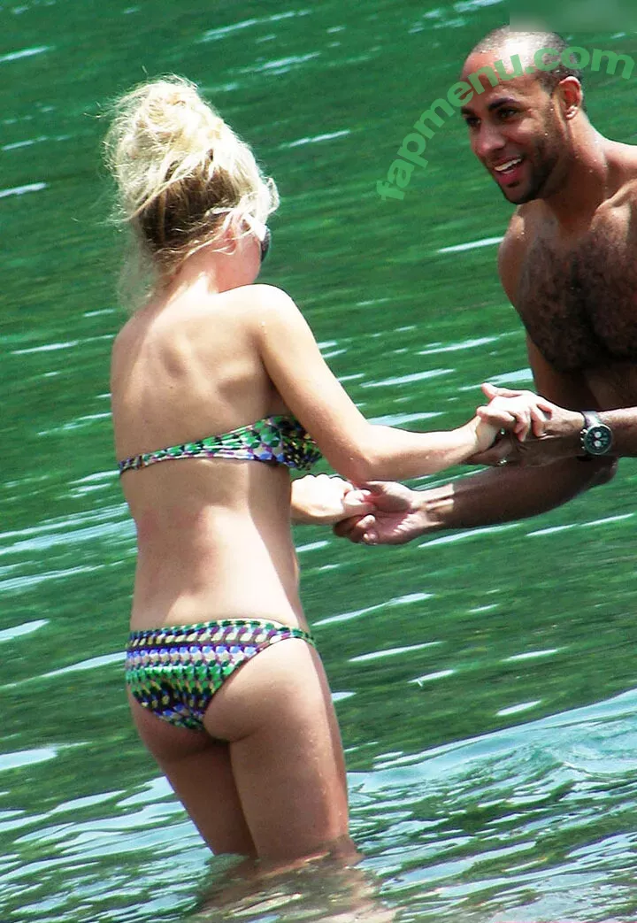 Kendra Wilkinson nude photo #0155 (KendraWilkinson)