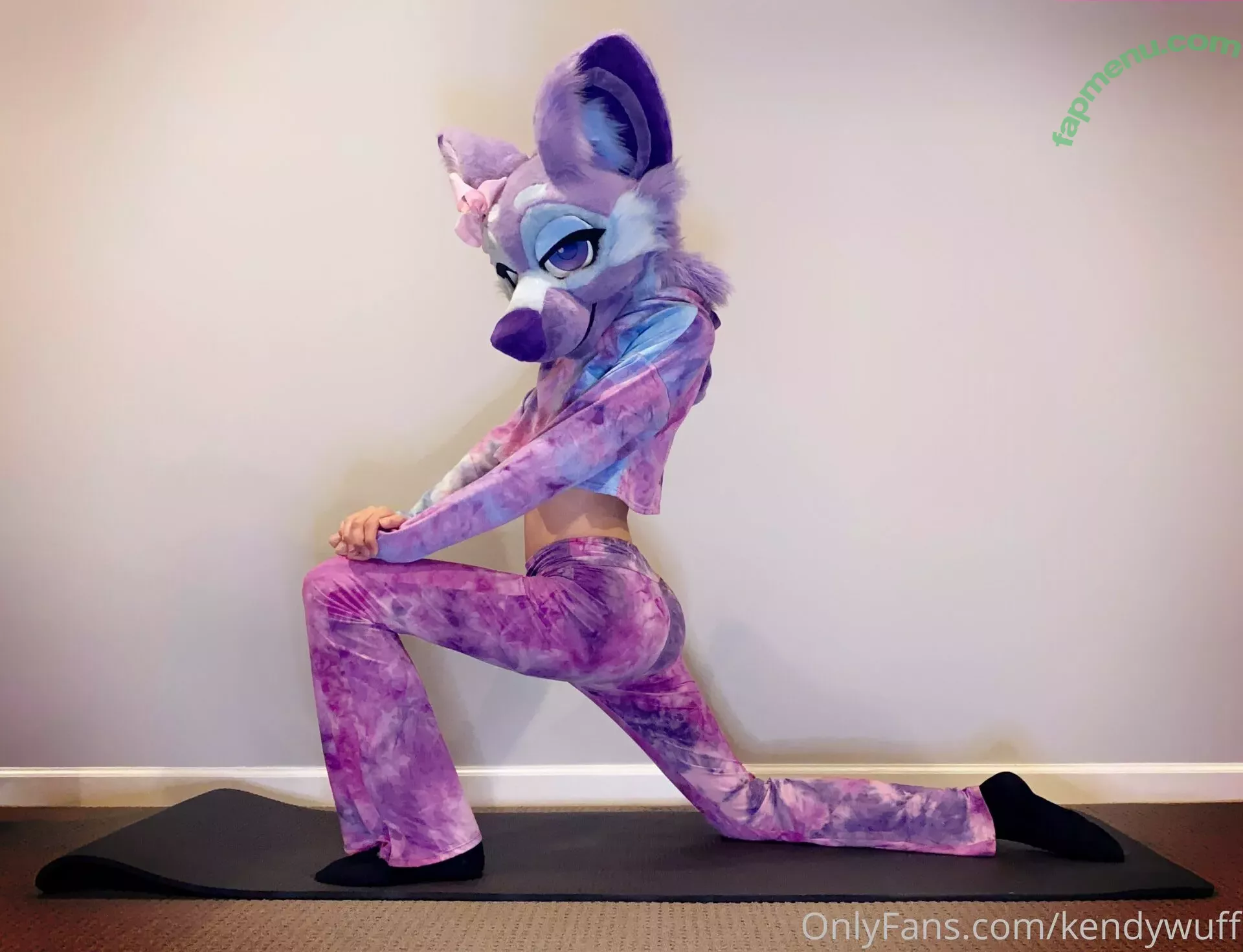 kendywuff nude photo #0011 (kendywuff)