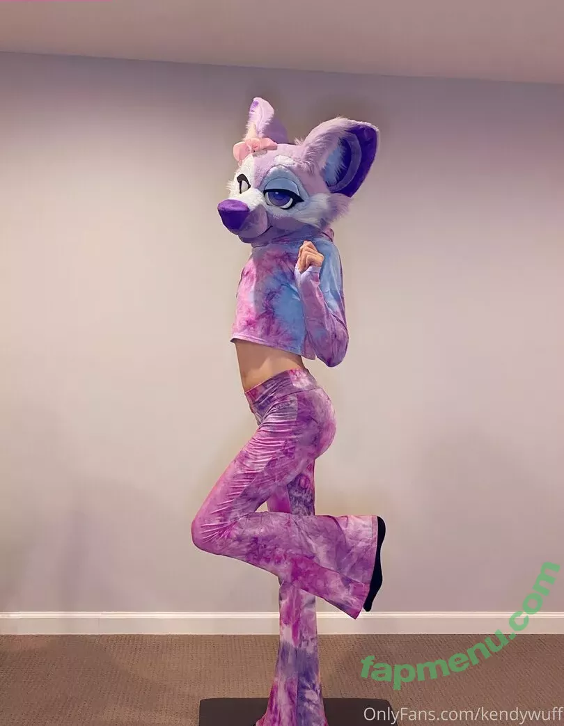 kendywuff nude photo #0014 (kendywuff)