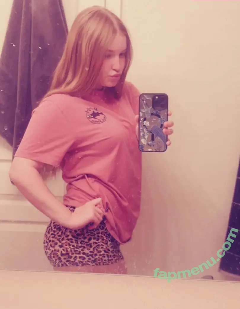 kenleigh nude photo #0022 (kenl_eighmcfadden)