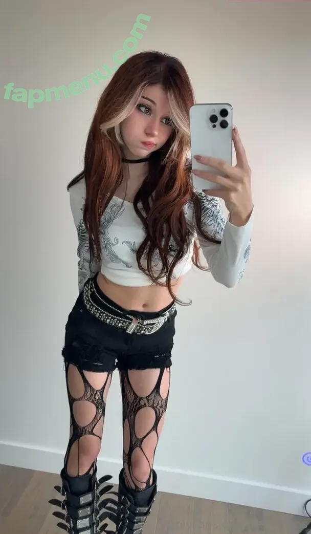 Kennakins nude photo #0167 (kenna.kins)