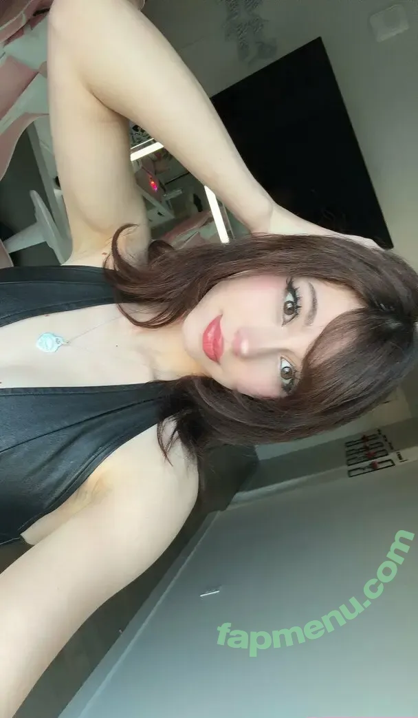 Kennakins nude photo #0168 (kenna.kins)