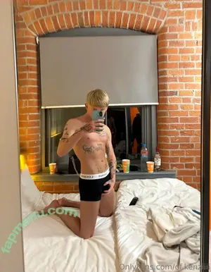  nude photo #0003