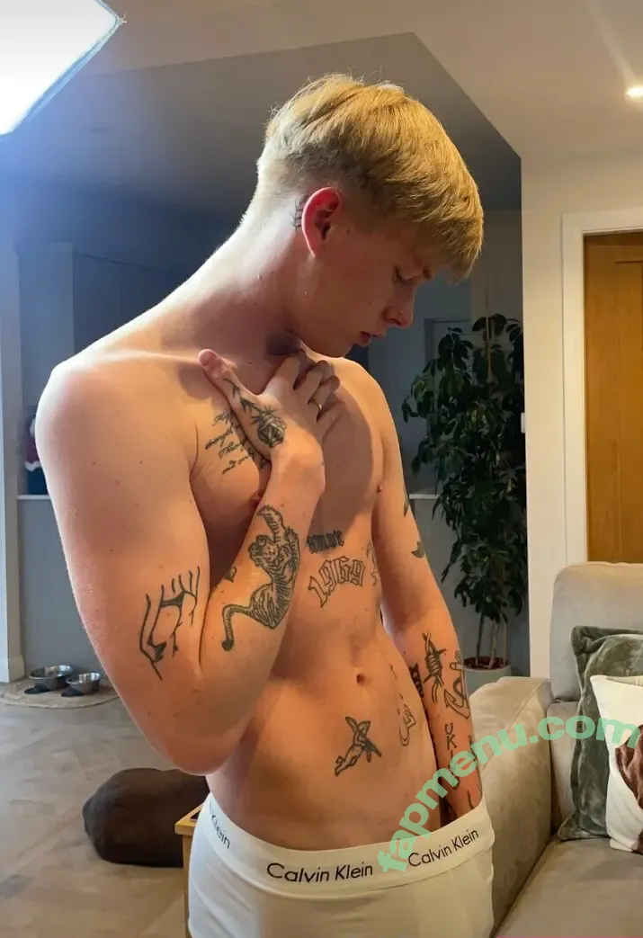 kenzleexx nude photo #0049 (kenzleexx)