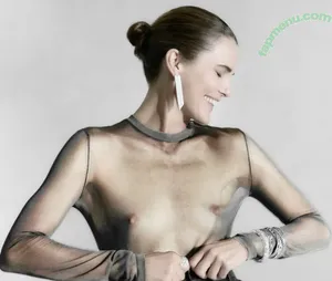 Keri Russell / kerilynnrussell1976 nude photo #0219