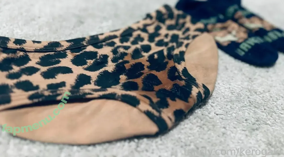 Kerogaki nude photo #0001 (Kerogaki)