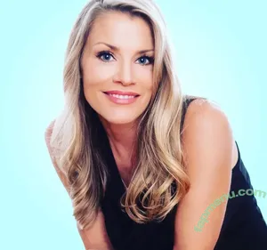 Kerri Ann Hoskins / kerrianngallery nude photo #0019