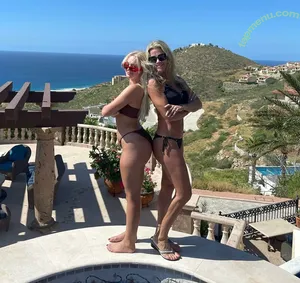 Kerri Ann Hoskins / kerrianngallery nude photo #0022