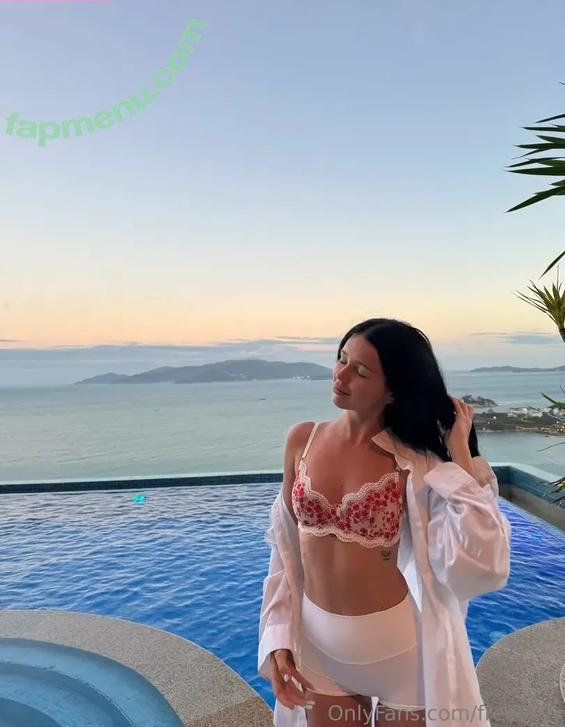 kerriskyy nude photo #0008 (kerriskyy)