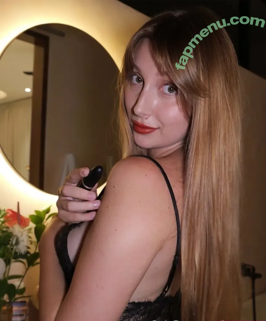 kerry.me nude photo #0833 (me.kerry)