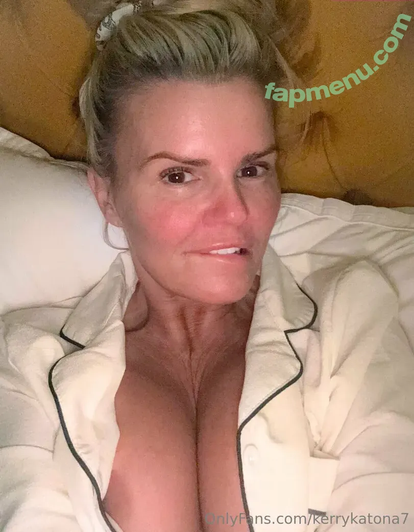 kerrykatona7 nude photo #0004 (kerrykatona7)