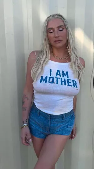 Kesha / KeshaRose / iiswhoiis / wildgirl16 nude photo #0061