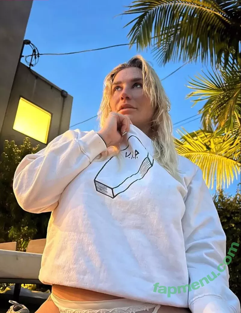 Kesha nude photo #0028 (KeshaRose / iiswhoiis / wildgirl16)