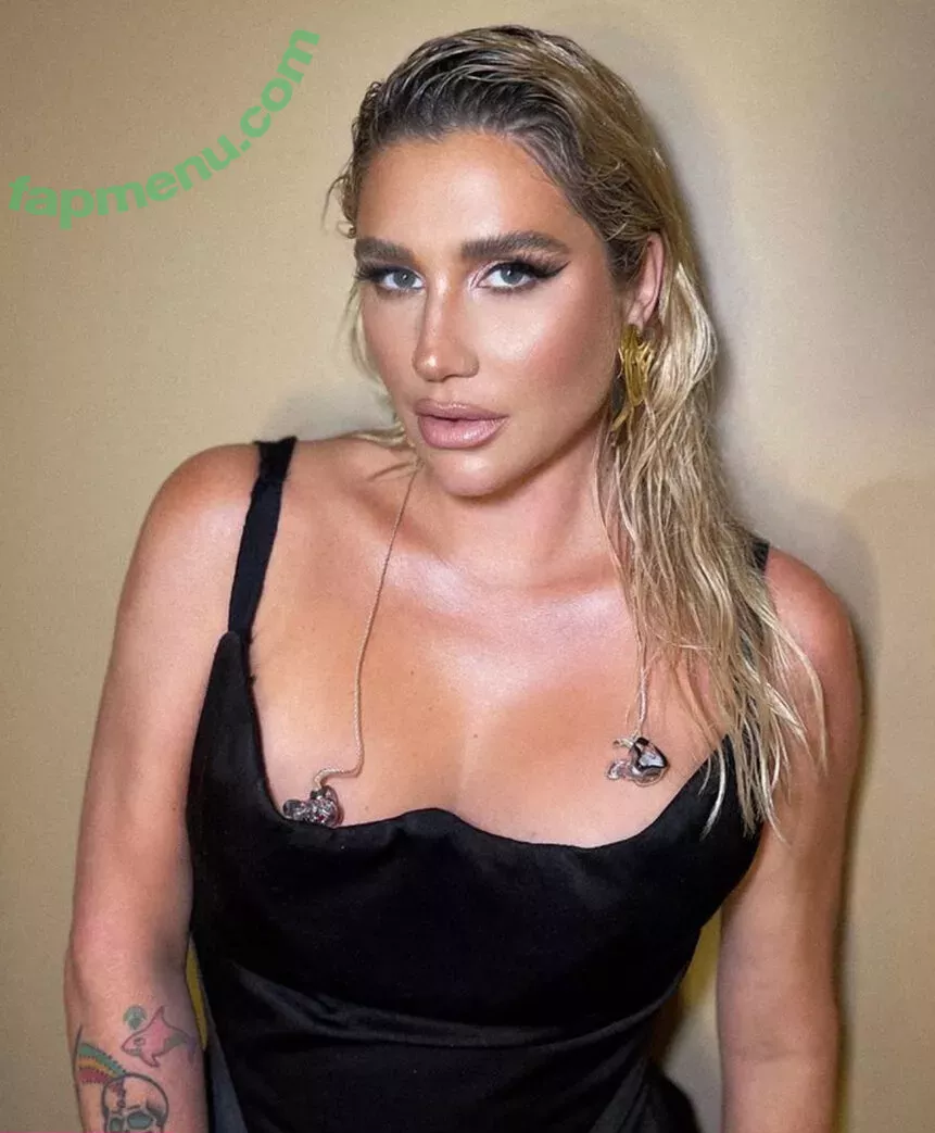Kesha nude photo #0030 (KeshaRose / iiswhoiis / wildgirl16)