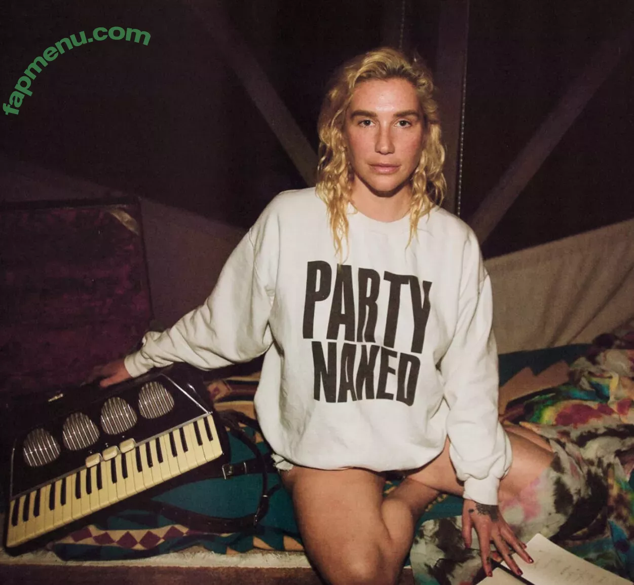 Kesha nude photo #0046 (KeshaRose / iiswhoiis / wildgirl16)