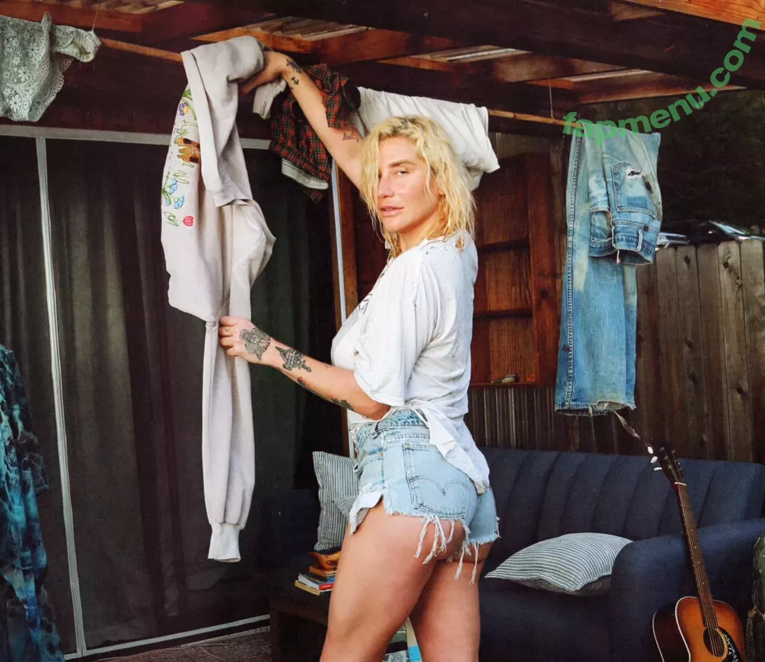 Kesha nude photo #0049 (KeshaRose / iiswhoiis / wildgirl16)
