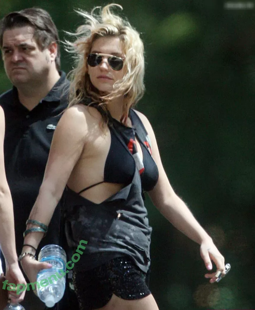 Kesha nude photo #0105 (KeshaRose / iiswhoiis / wildgirl16)