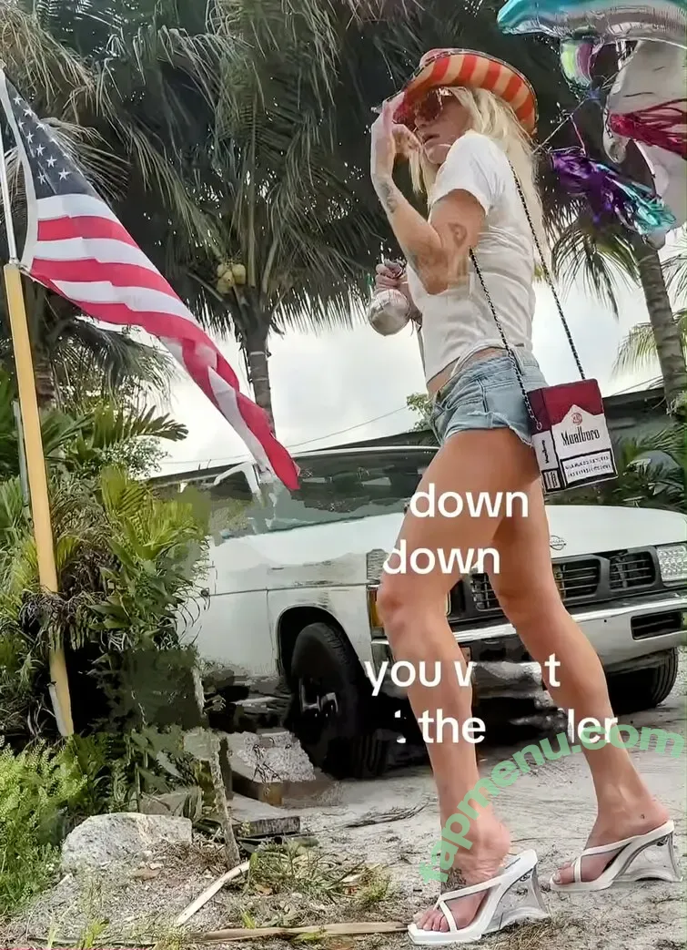Kesha nude photo #0400 (iiswhoiis / wildgirl16)