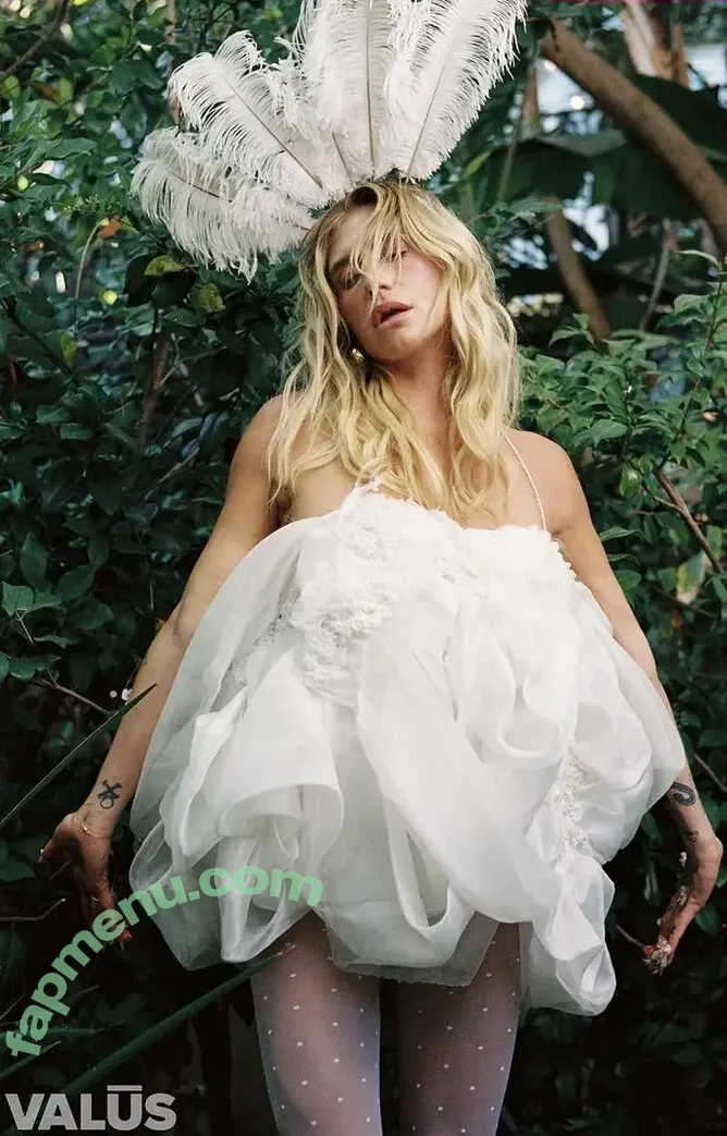 Kesha nude photo #0508 (iiswhoiis / wildgirl16)