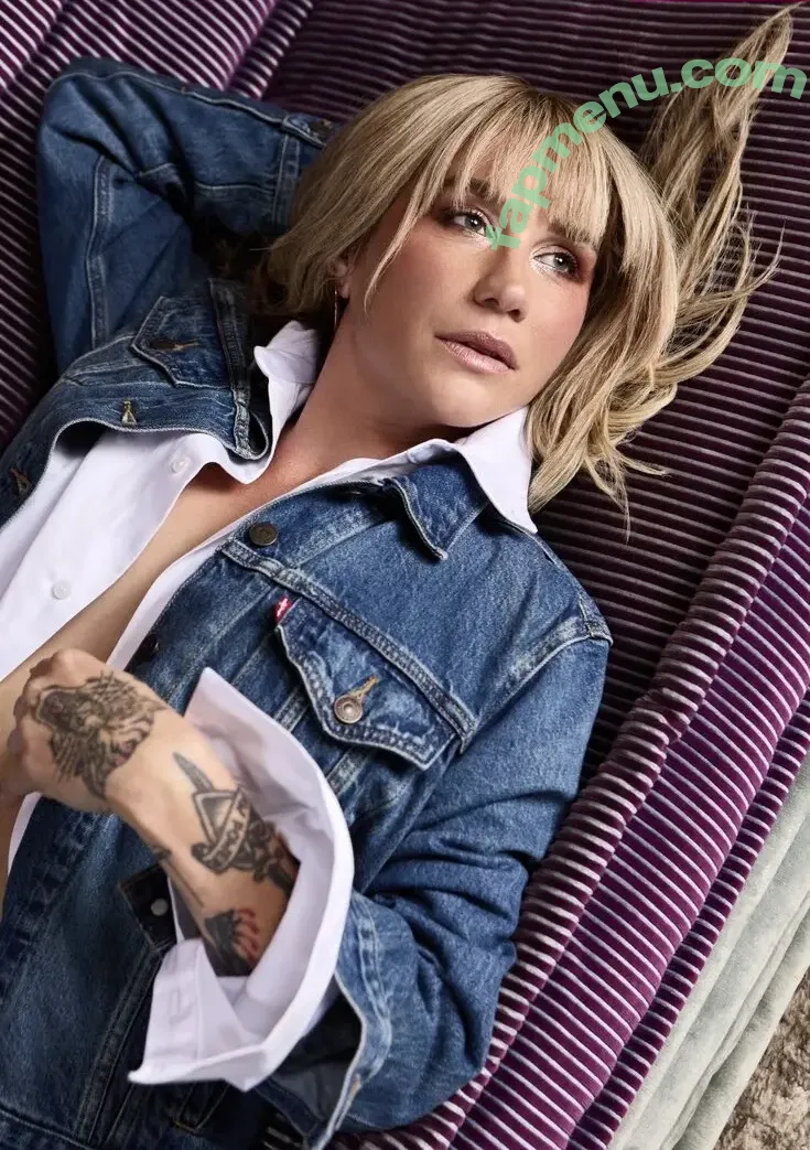 Kesha nude photo #0535 (KeshaRose / iiswhoiis / wildgirl16)