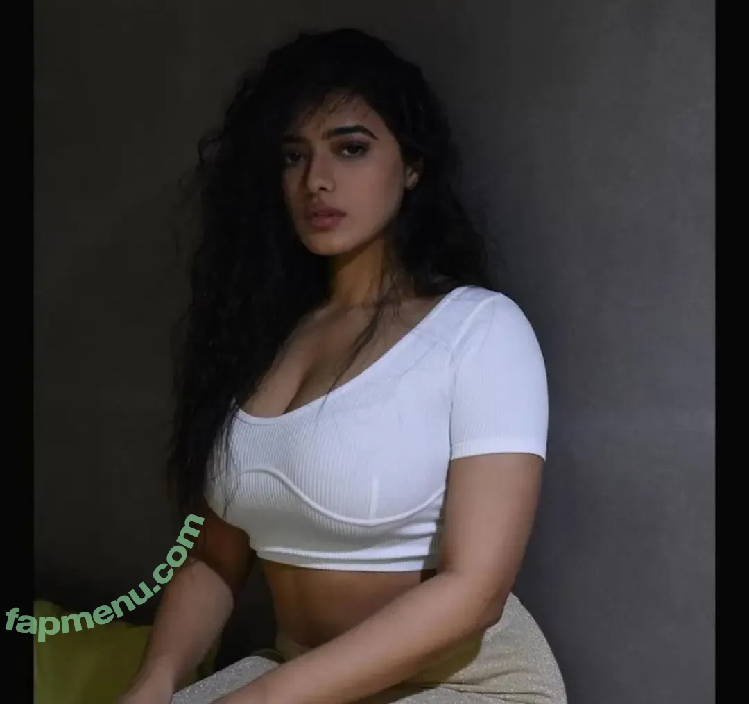 Ketika Sharma nude photo #0125 (ketikasharma)