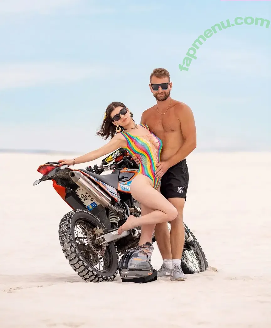 Kets_Mammy nude photo #0399 (cays_mommy_)