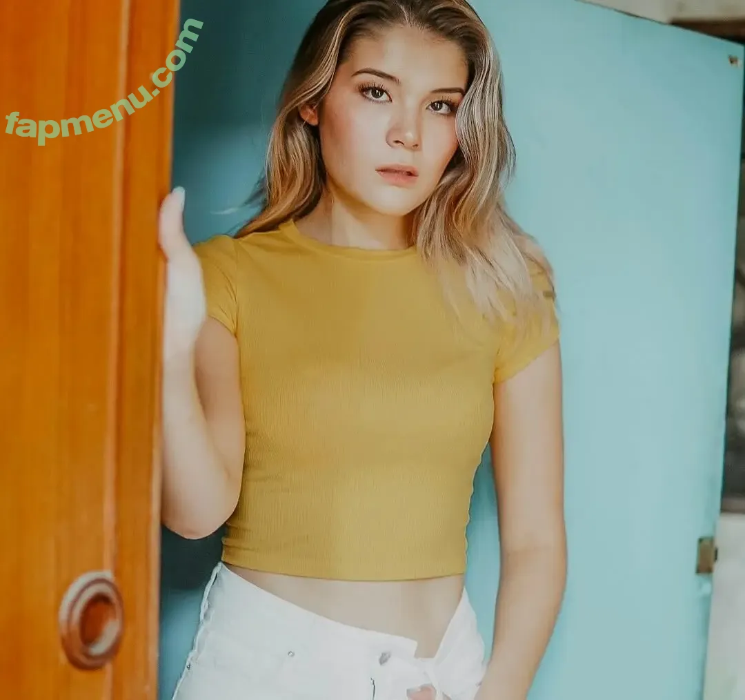 Kharina K nude photo #0027 (kharina97 / kharinak97)