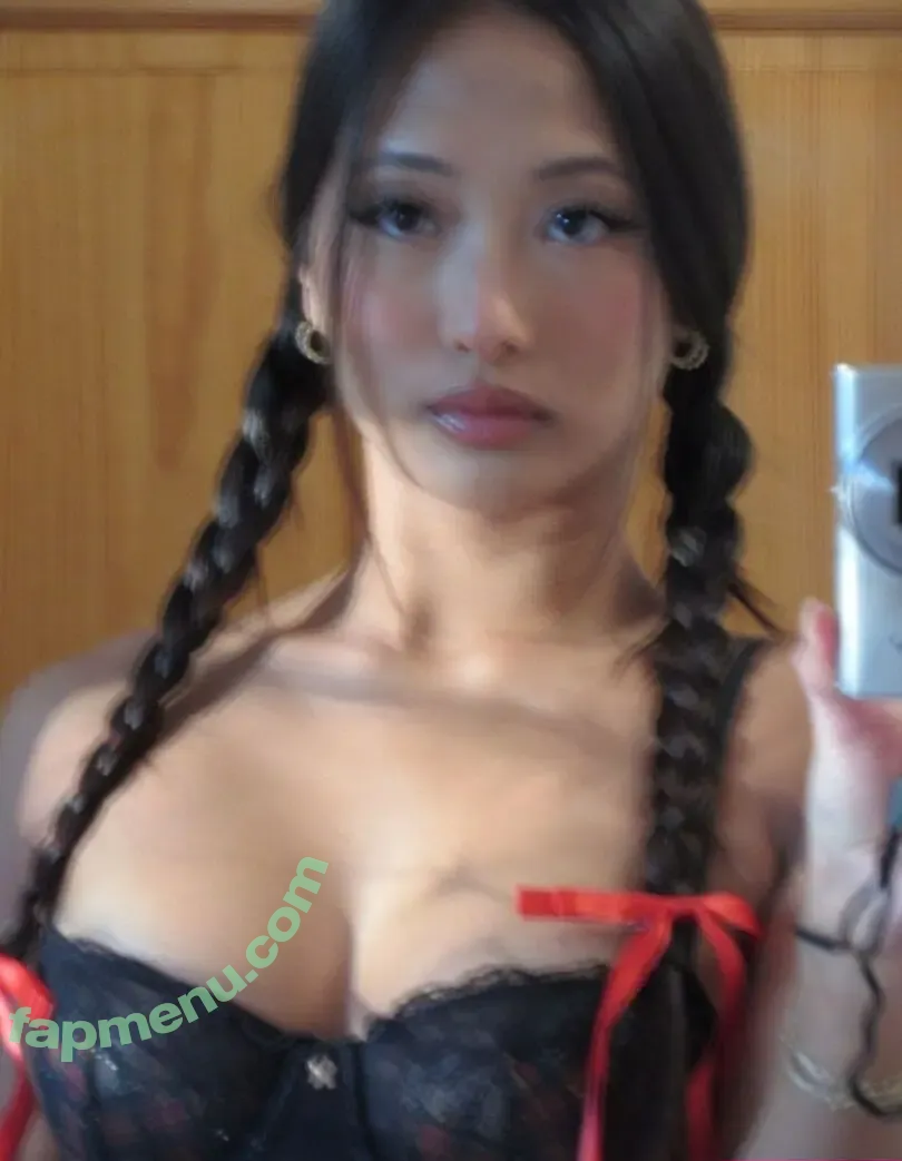 Kharlla nude photo #0008 (Kharismatic / kharllaarcega)