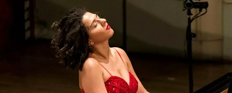 Khatia Buniatishvili / khatiabuniatishvili nude photo #0047