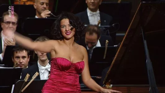 Khatia Buniatishvili / khatiabuniatishvili nude photo #0057