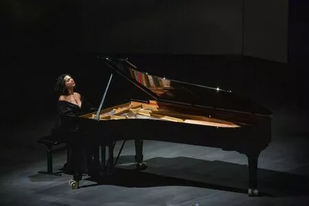 Khatia Buniatishvili / khatiabuniatishvili nude photo #0090