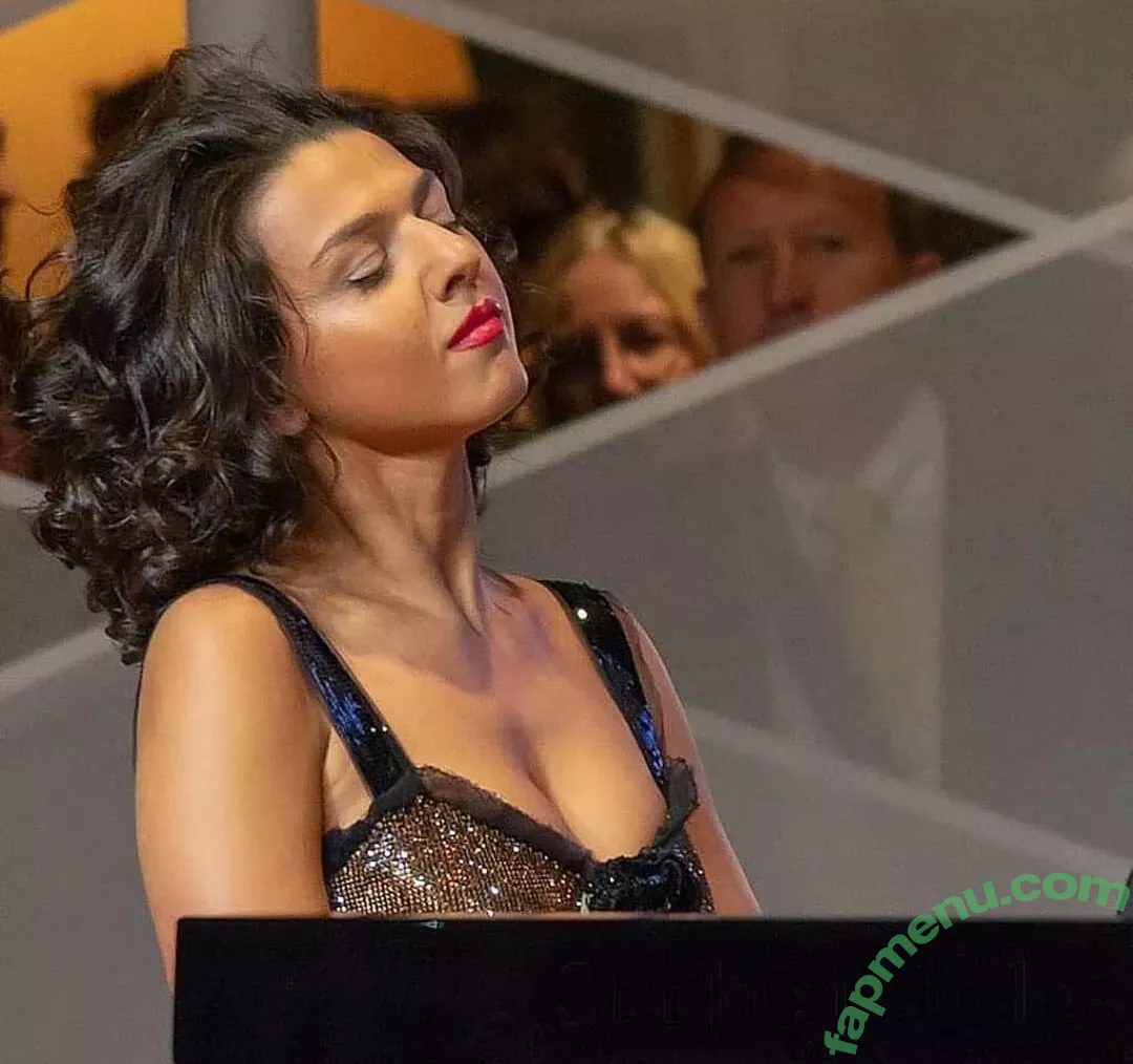 Khatia Buniatishvili nude photo #0004 (khatiabuniatishvili)