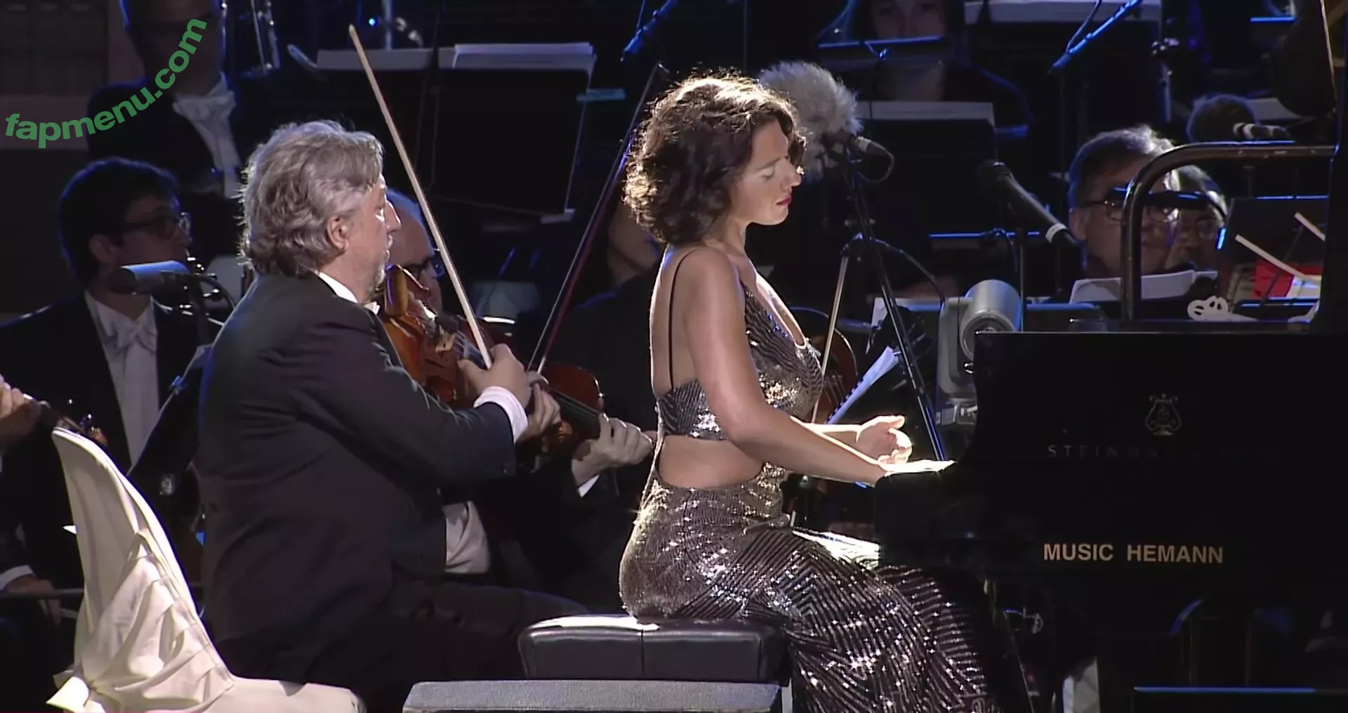 Khatia Buniatishvili nude photo #0012 (khatiabuniatishvili)