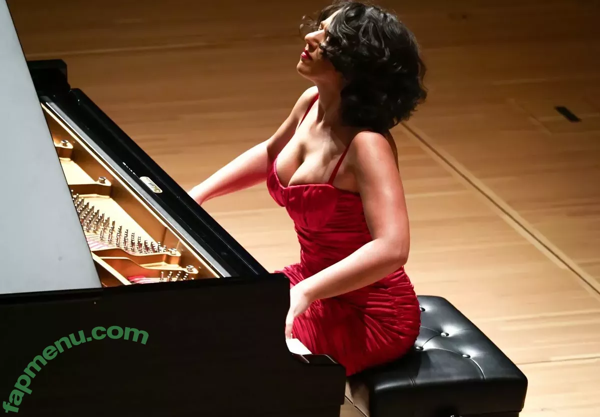 Khatia Buniatishvili nude photo #0062 (khatiabuniatishvili)