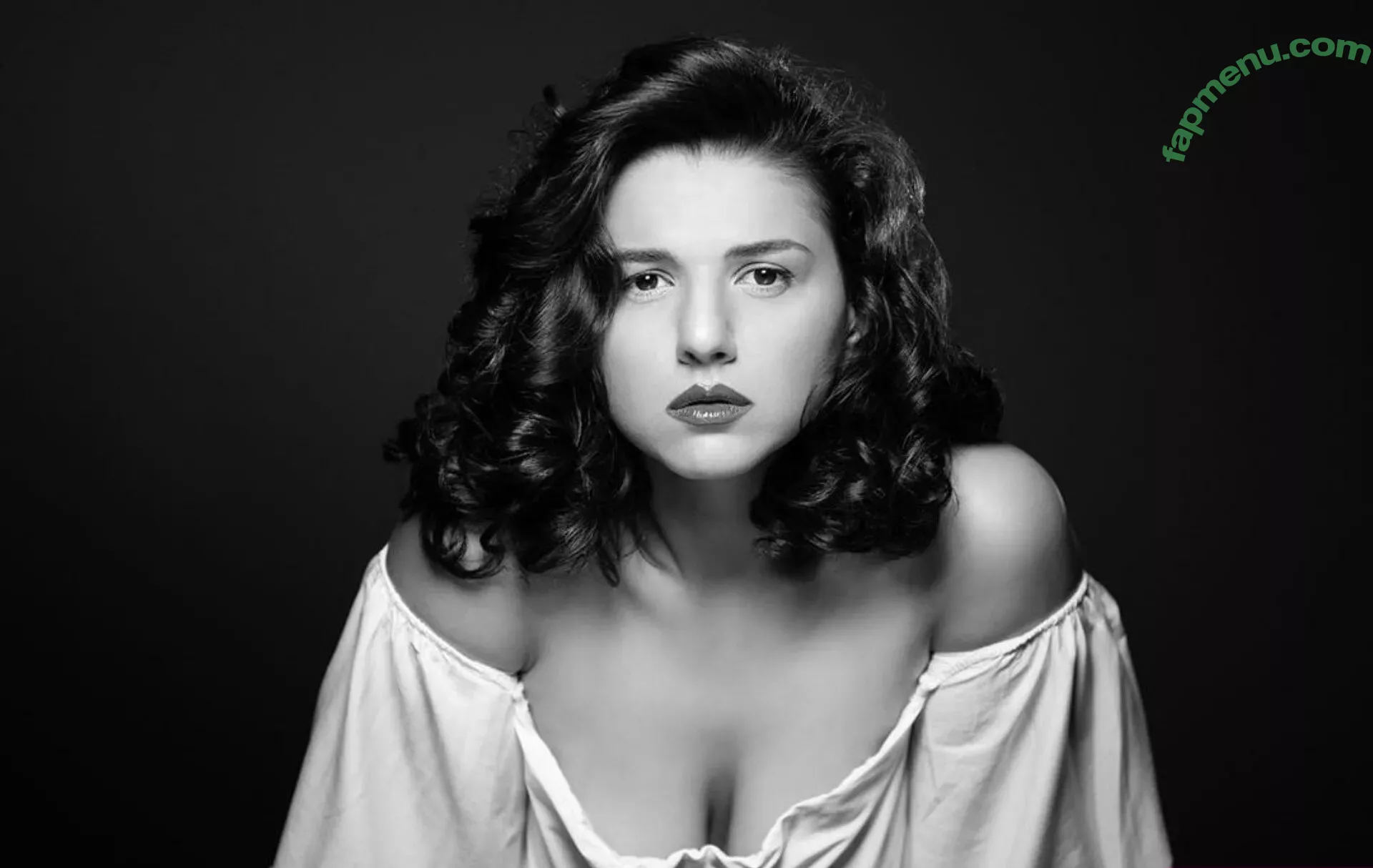 Khatia Buniatishvili nude photo #0118 (khatiabuniatishvili)