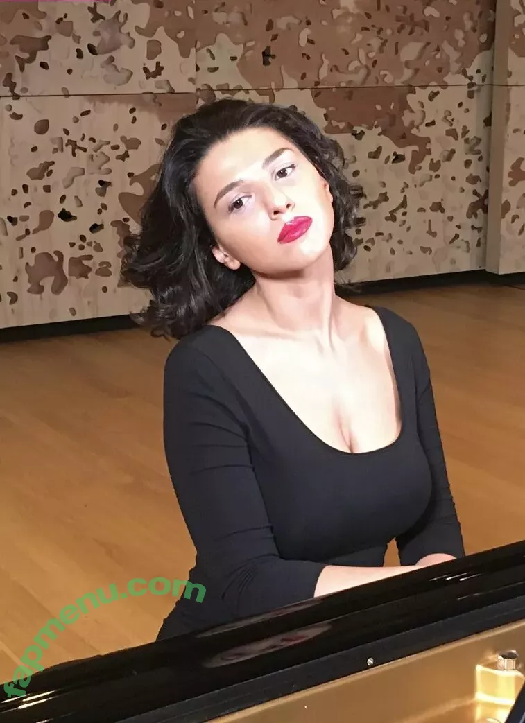 Khatia Buniatishvili nude photo #0126 (khatiabuniatishvili)