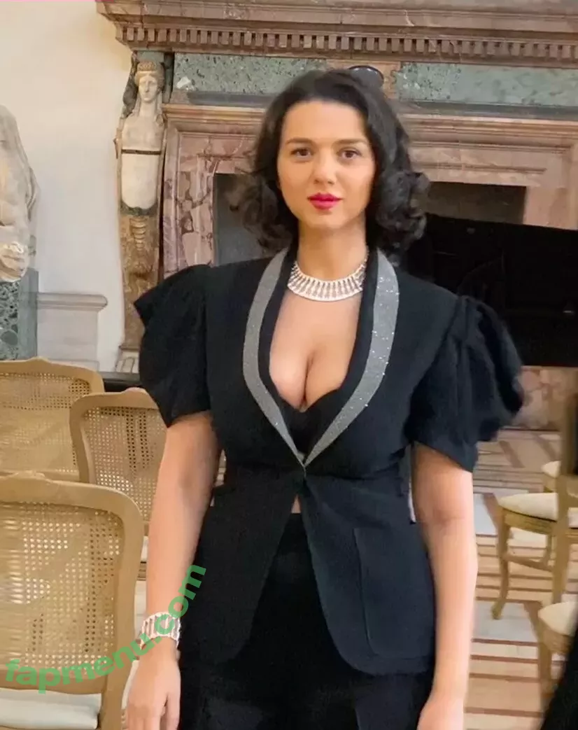 Khatia Buniatishvili nude photo #0144 (khatiabuniatishvili)