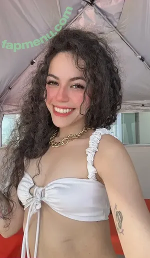 khloe.jenni / khloekardashian nude photo #0209