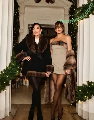 Khloe Kardashian / khloekardashian nude photo #0909