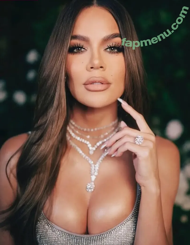 Khloe Kardashian nude photo #0898 (khloekardashian)