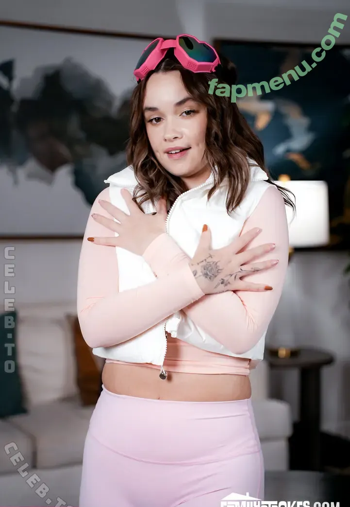 Khloe Kingsley nude photo #0185 (khloe-kingsley / khloekingsleyxo / official_khloekingsley)