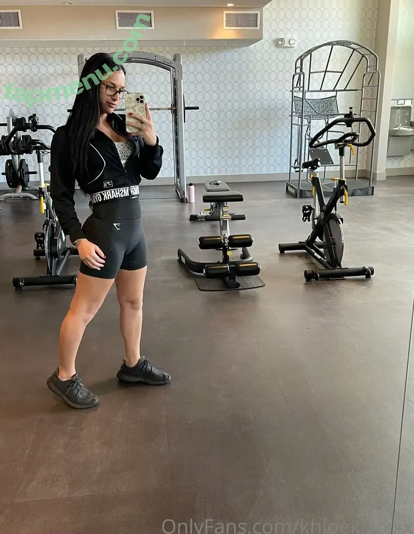 khloekayxxx nude photo #0316 (khloekayofficial)