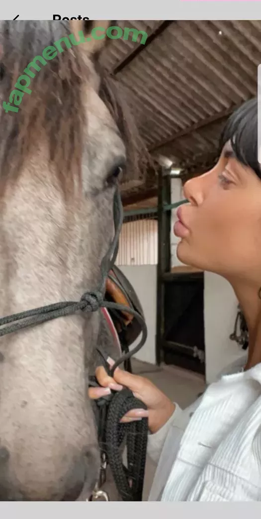 Khloexoxo nude photo #0002 (duuaa / khlo_x)