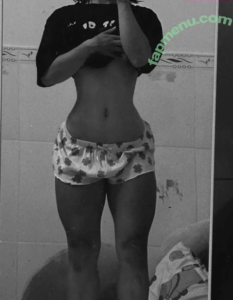 Khoai Lan nude photo #0050 (cubecute.102)